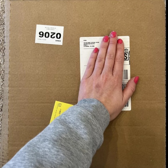 The Tortured Poets Department: 2 Vinyl Discs Bonus Track - The Manuscript NEW! - Picture 2 of 2